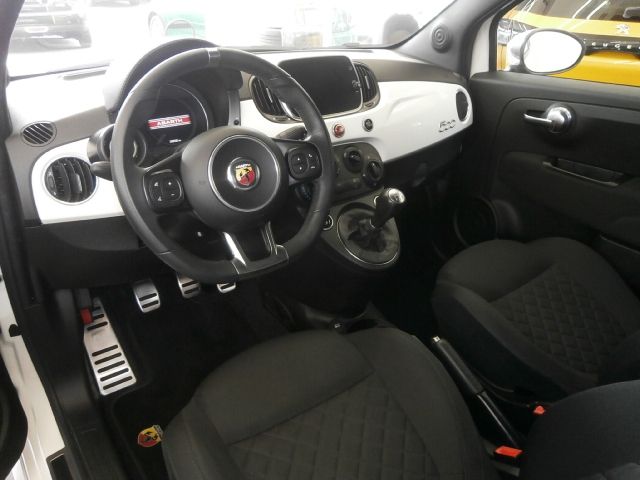 FIAT ABARTH 595 2021 Image 31