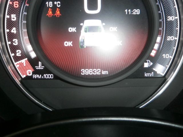 FIAT ABARTH 595 2021 Image 31