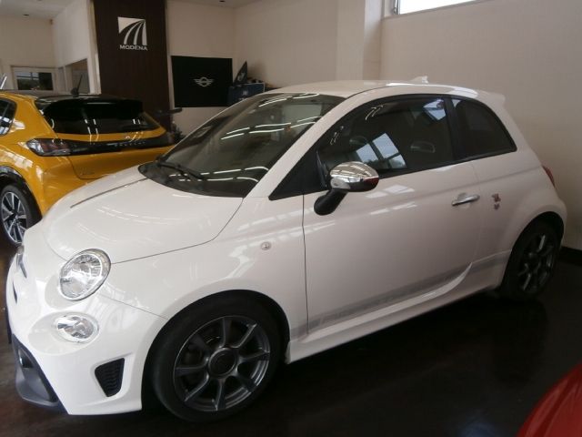 FIAT ABARTH 595 2021 Image 31