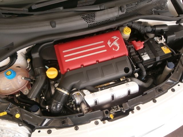 FIAT ABARTH 595 2021 Image 31
