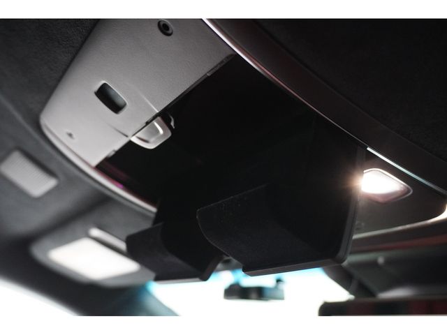 TOYOTA LEXUS LS500H 4WD 2020 Image 31