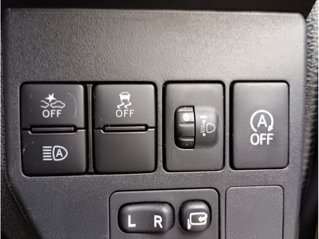 DAIHATSU HIJET DECKVAN 4WD 2020 Image 31