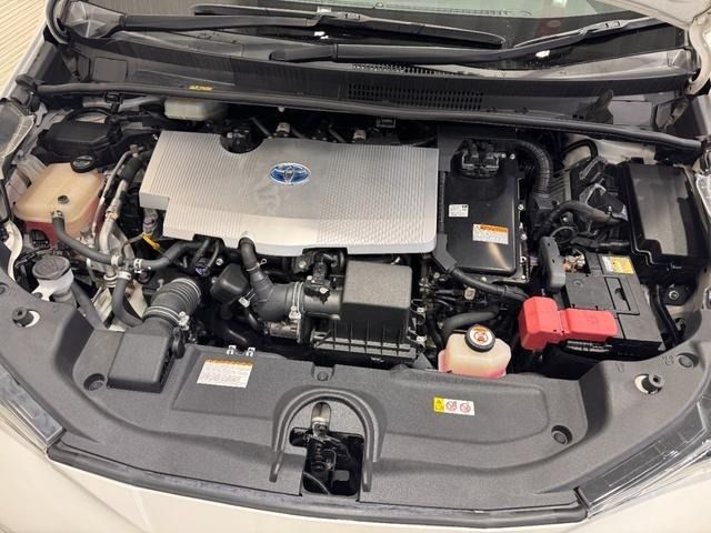 TOYOTA PRIUS 2017 Image 31