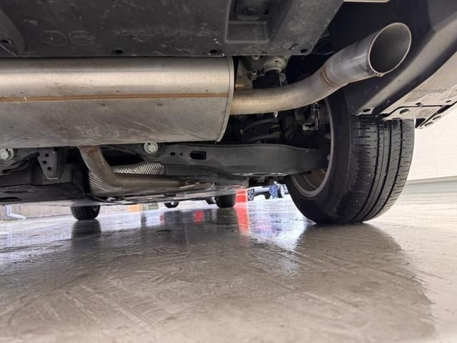 TOYOTA PRIUS 2017 Image 31