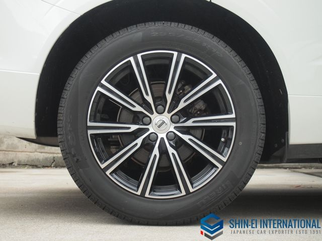 VOLVO XC60 2019 Image 31