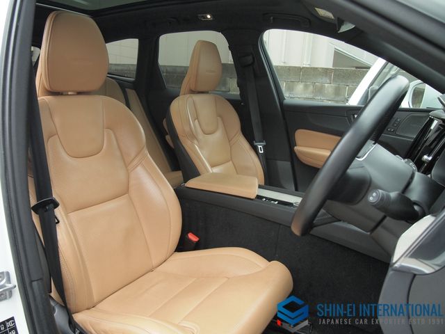 VOLVO XC60 2019 Image 31