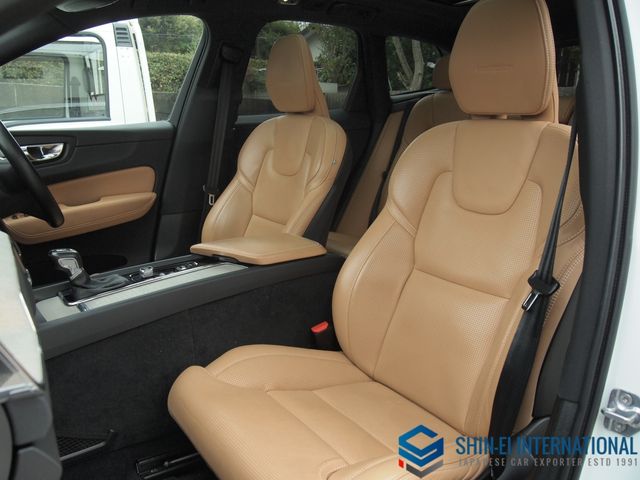 VOLVO XC60 2019 Image 31