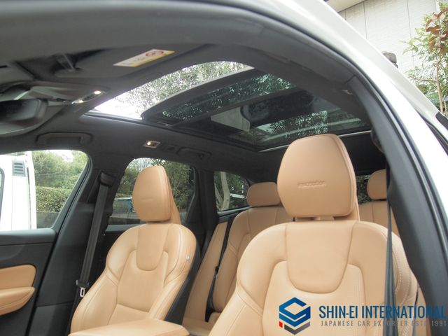 VOLVO XC60 2019 Image 31