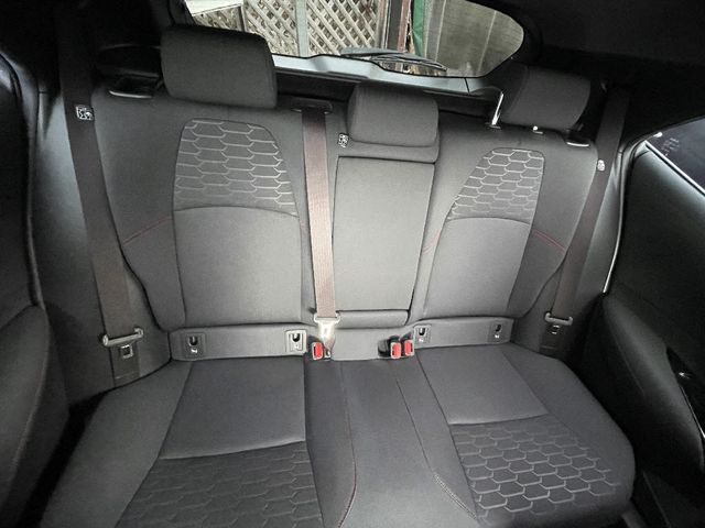 TOYOTA COROLLA SPORT HYBRID 2018 Image 31