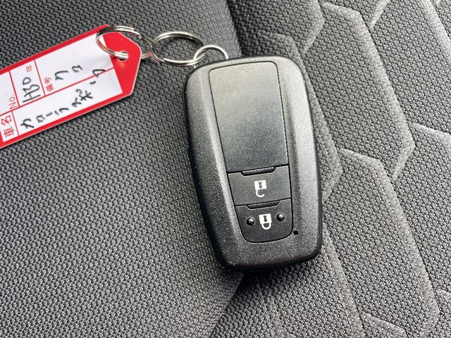 TOYOTA COROLLA SPORT HYBRID 2018 Image 31