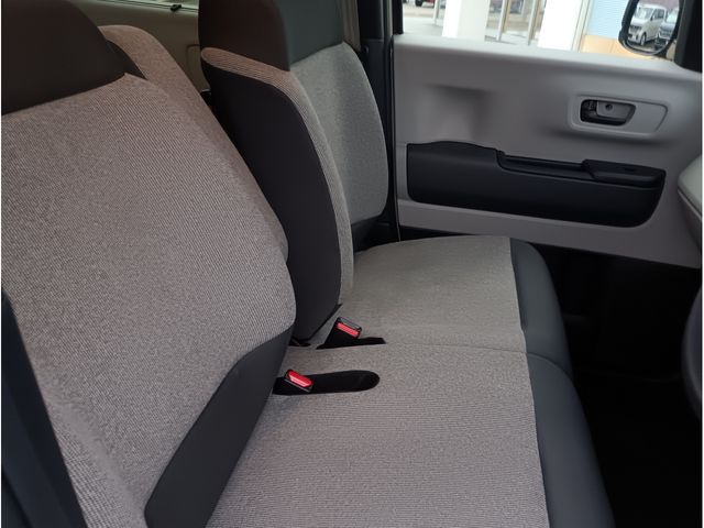 HONDA N BOX 2024 Image 31