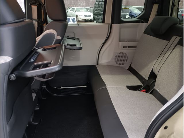 HONDA N BOX 2024 Image 31