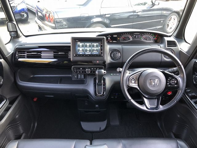 HONDA N BOX CUSTOM 2021 Image 31