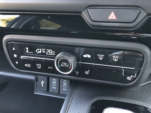 HONDA N BOX CUSTOM 2021 Image 31