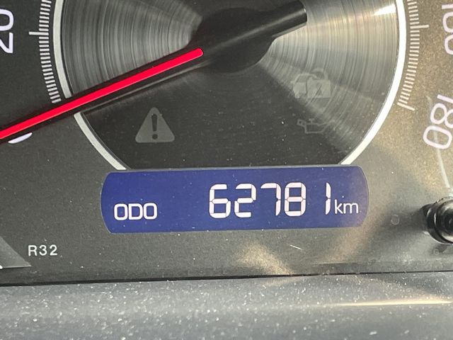 TOYOTA VOXY 2017 Image 31