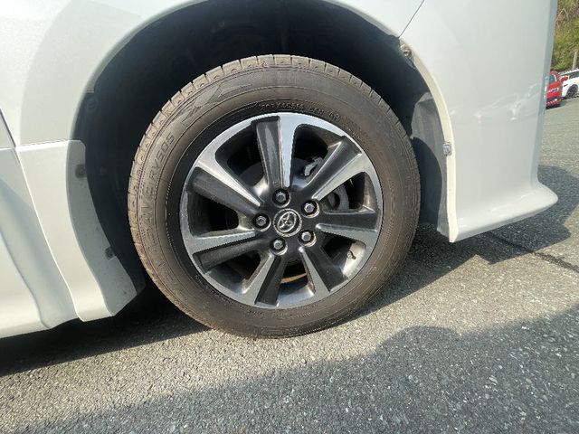 TOYOTA VOXY 2017 Image 31