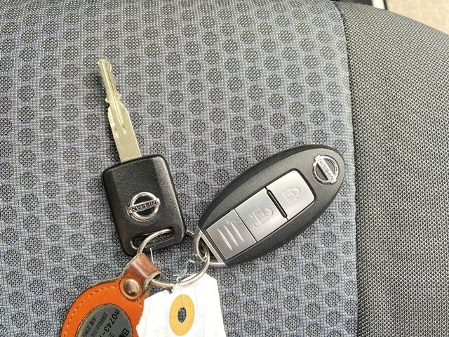 NISSAN WINGROAD 2009 Image 31