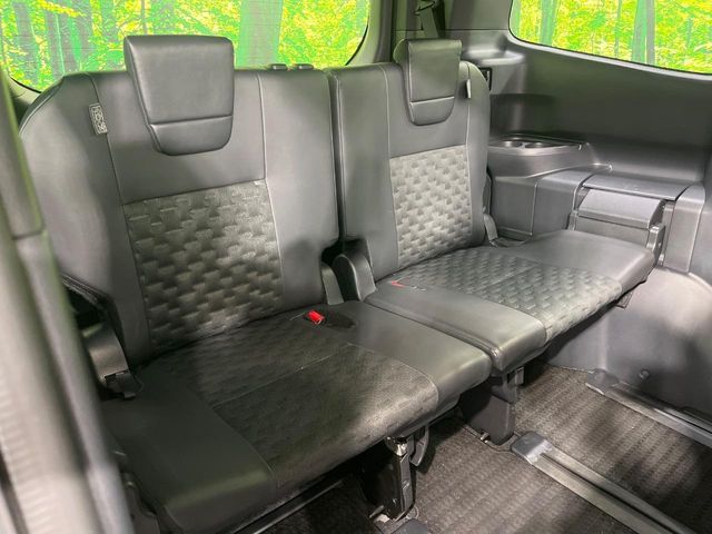 TOYOTA VOXY 2024 Image 31