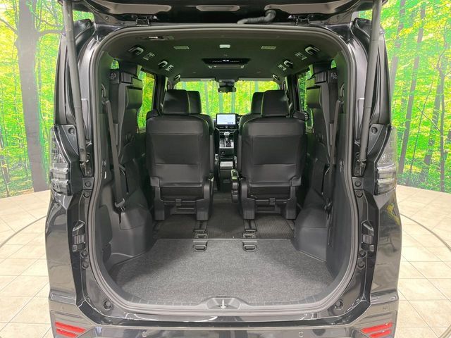 TOYOTA VOXY 2024 Image 31