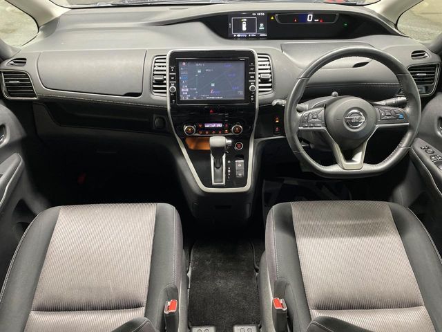 NISSAN SERENA  S-HYBRID 2017 Image 31