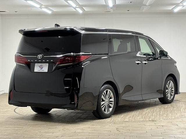 TOYOTA ALPHARD HYBRID 2025 Image 31