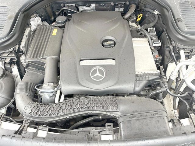 MERCEDES BENZ GLC CL 2016 Image 31