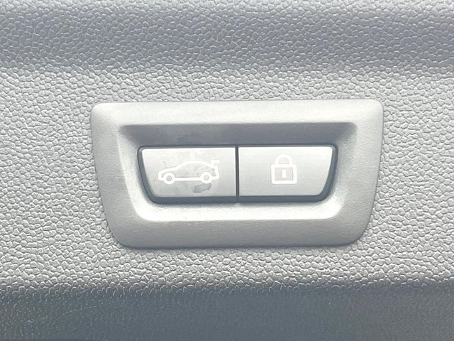 BMW MINI COOPER SD C 2017 Image 31