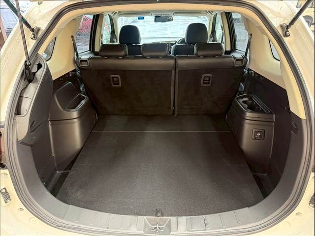 MITSUBISHI OUTLANDER PHEV 2015 Image 31