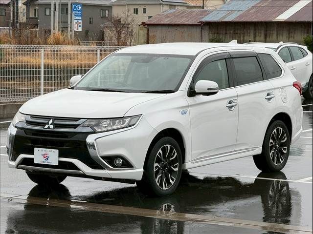 MITSUBISHI OUTLANDER PHEV 2015 Image 31