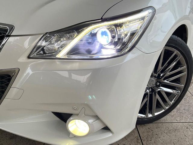 TOYOTA CROWN SEDAN HYBRID 2015 Image 31