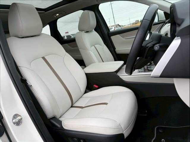 MAZDA CX-60 2023 Image 31