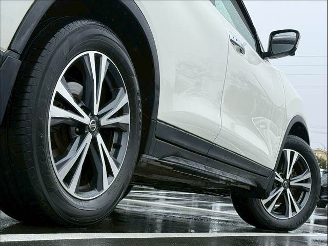 NISSAN X-TRAIL 2WD 2019 Image 31