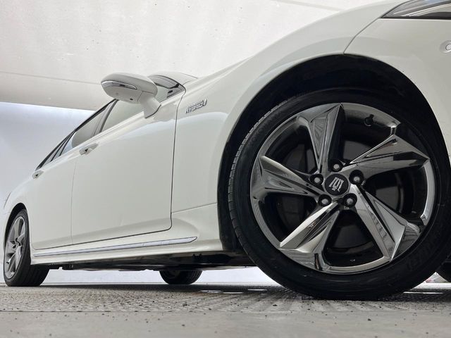 TOYOTA CROWN SEDAN HYBRID 2018 Image 31