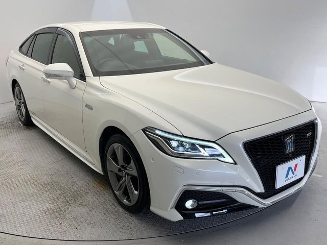 TOYOTA CROWN SEDAN HYBRID 2018 Image 31