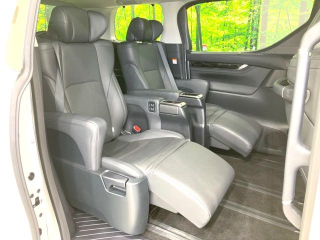 TOYOTA ALPHARD 2023 Image 31
