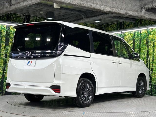 TOYOTA VOXY 4WD 2025 Image 31