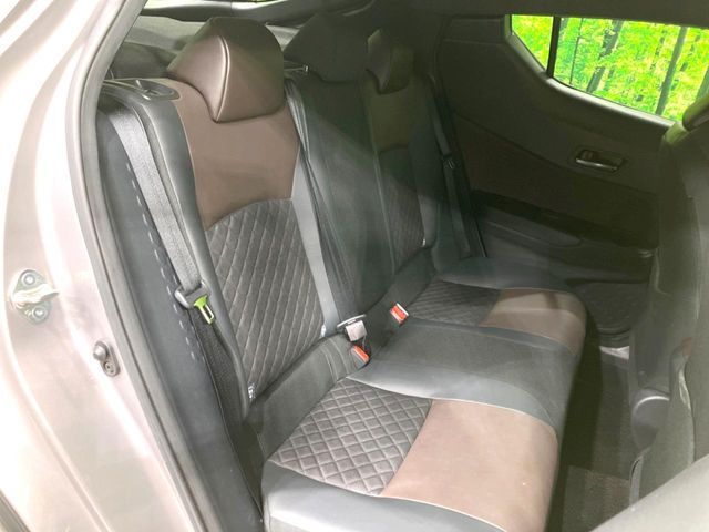 TOYOTA C-HR 2018 Image 31