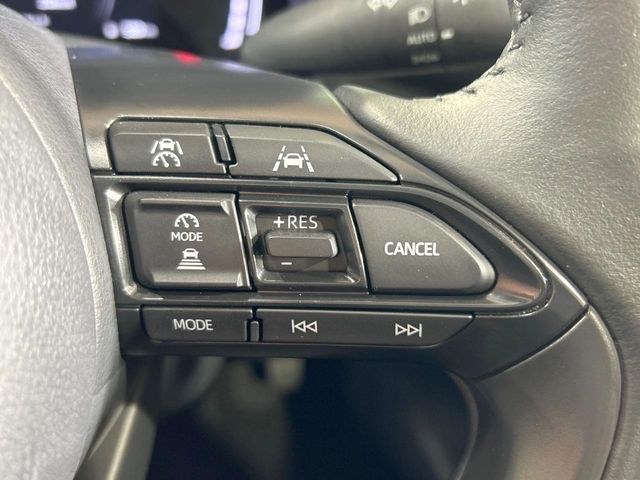 TOYOTA YARIS CROSS HYBRID 2025 Image 31