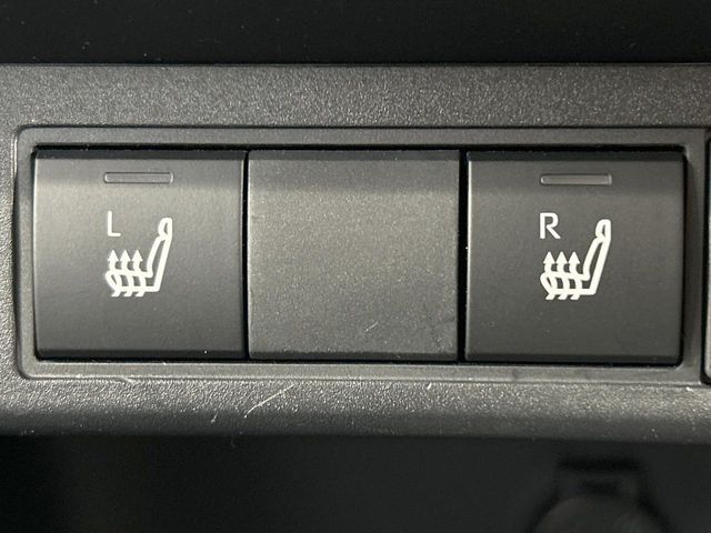 TOYOTA YARIS CROSS HYBRID 2025 Image 31