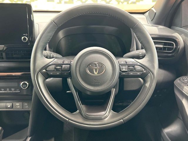 TOYOTA YARIS CROSS HYBRID 2025 Image 31