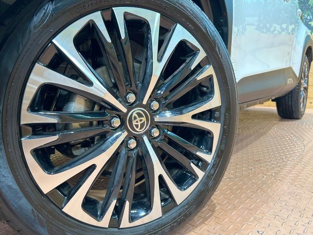 TOYOTA YARIS CROSS HYBRID 2025 Image 31