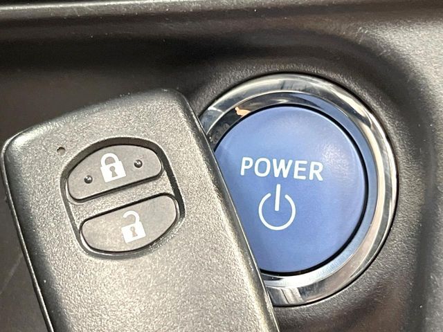 TOYOTA AQUA 2013 Image 31