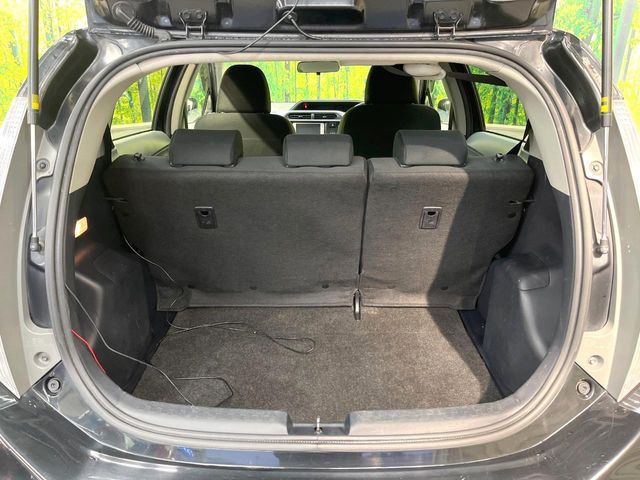 TOYOTA AQUA 2013 Image 31