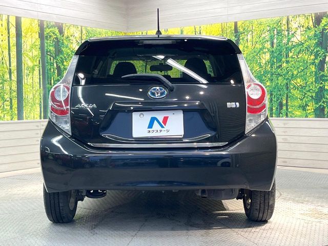 TOYOTA AQUA 2013 Image 31