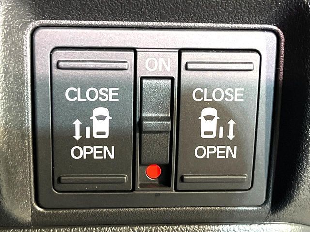 HONDA N BOX CUSTOM 2024 Image 31