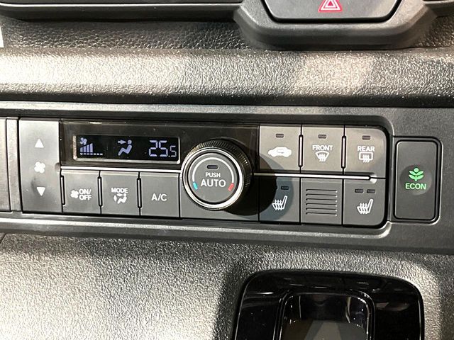 HONDA N BOX CUSTOM 2024 Image 31