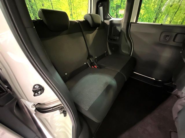 HONDA N BOX CUSTOM 2024 Image 31