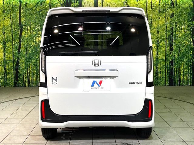 HONDA N BOX CUSTOM 2024 Image 31