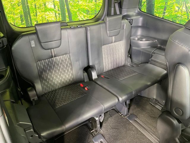 TOYOTA NOAH HYBRID 2023 Image 31