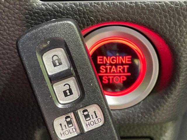 HONDA N BOX CUSTOM 2019 Image 31